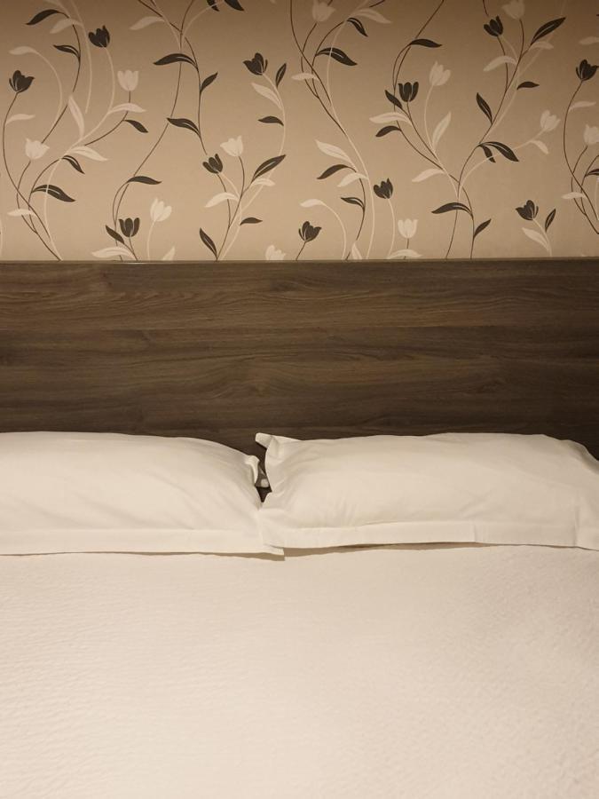 Logis Doubs Rivage Hotell Charette-Varennes Eksteriør bilde