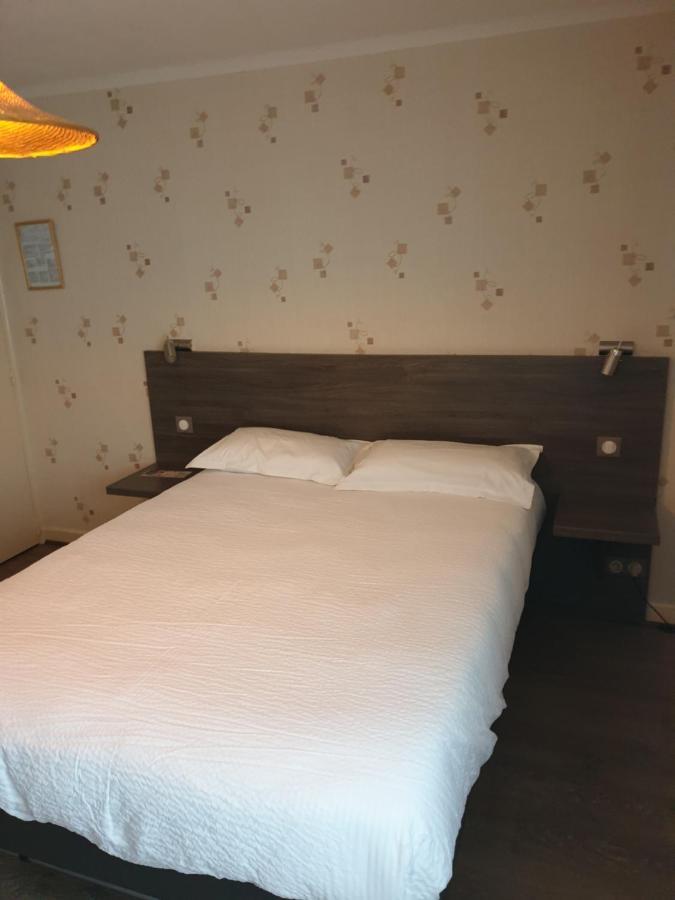Logis Doubs Rivage Hotell Charette-Varennes Eksteriør bilde