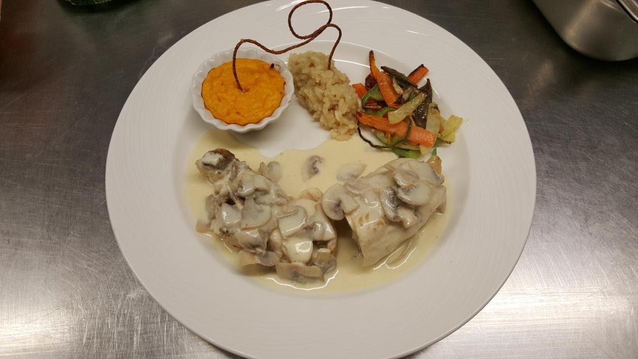 Logis Doubs Rivage Hotell Charette-Varennes Eksteriør bilde